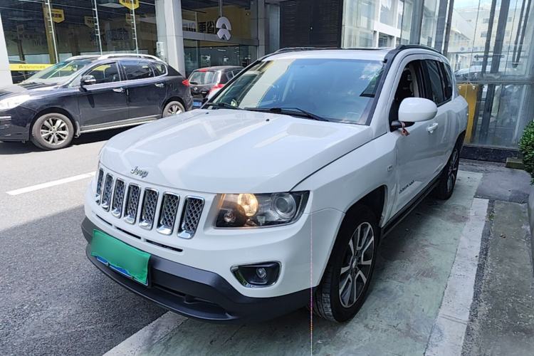 Used Jeep Compass 2014 Revised Version 2.0L Two-Wheel Drive Elite Edition Guazi used car, China used car export, Used car for sale, Used  cars, Cheapest cars for sale