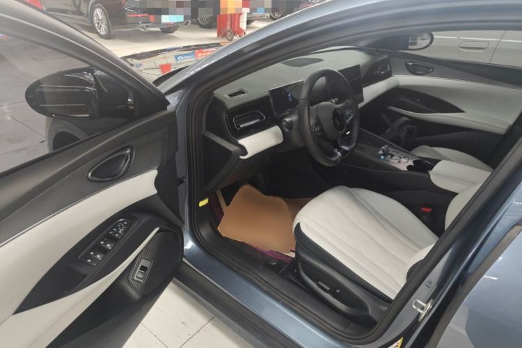 Used BYD Seal 06 New Energy 2024 DM-i 120KM Luxury Model Driver Seat