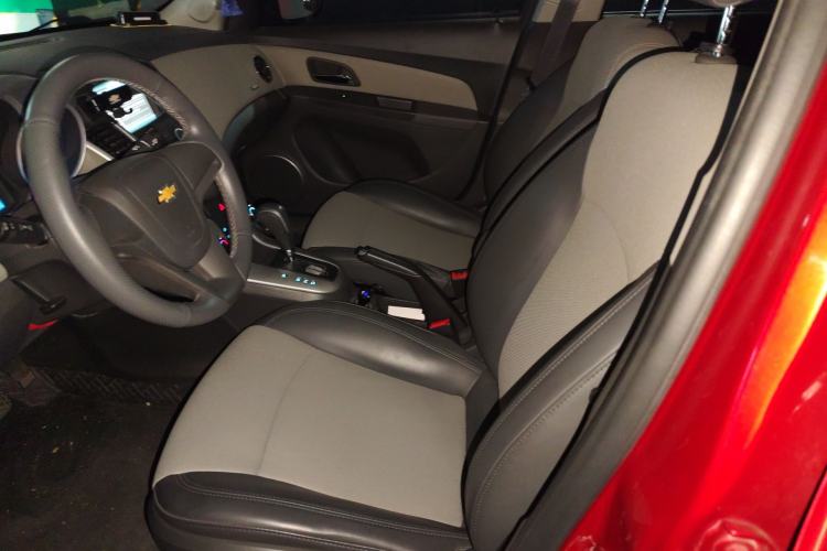 Used Chevrolet Cruze 2013 1.8L SE AT Left Front Seat