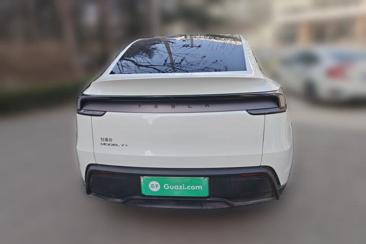 Used Tesla Model Y 2025 Rear-Wheel-Drive Version