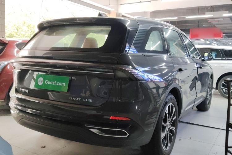 Used Lincoln Nautilus 2025 2.0T Four-Wheel Drive Luxury Edition Rear Right 45 Deg