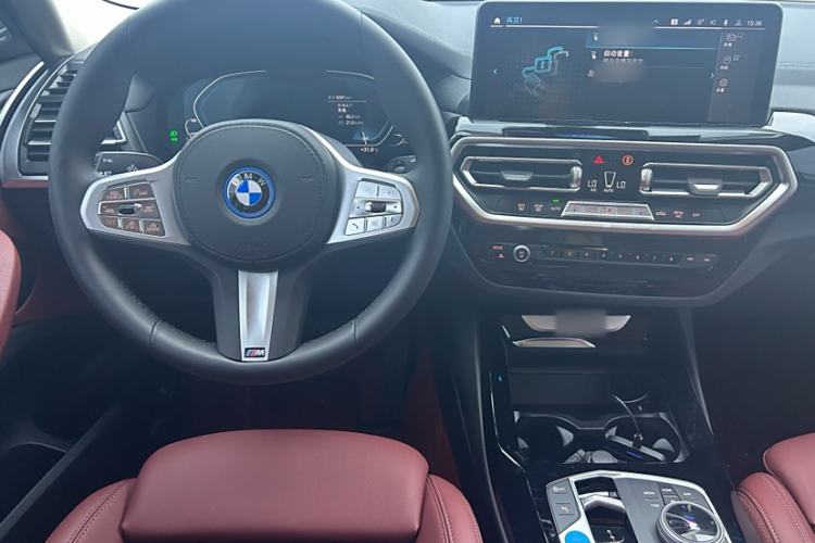 Used BMW iX3 2024 Leading Model
