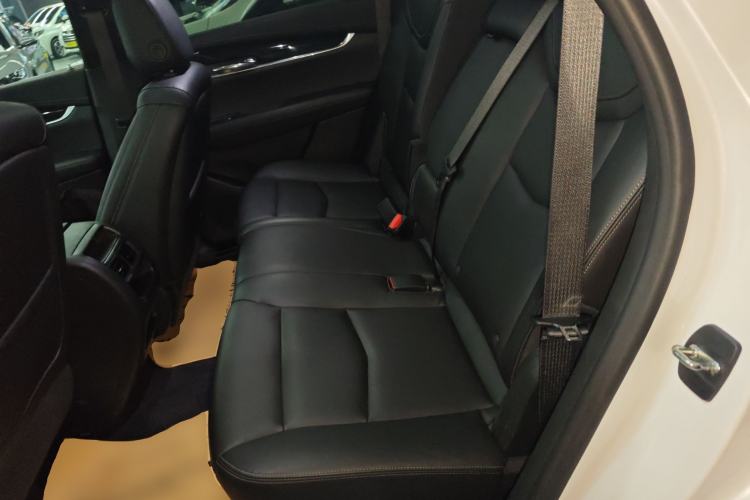 Used Cadillac XT5 2021 28T Luxury Model