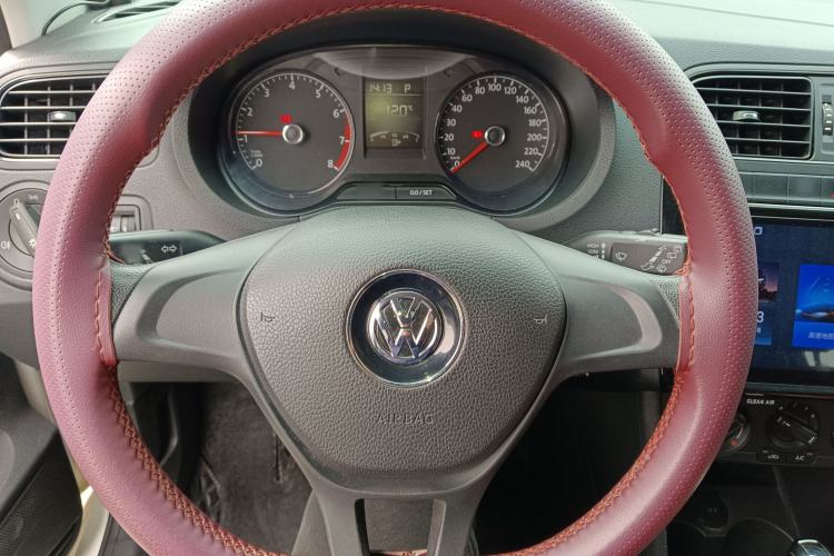 Used Volkswagen Polo 2016 1.4L Automatic Trendy Model Steering Wheel