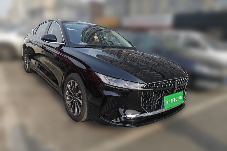 Used Lincoln Z 2025 2.0T Prestige Edition Front Right 45 Deg