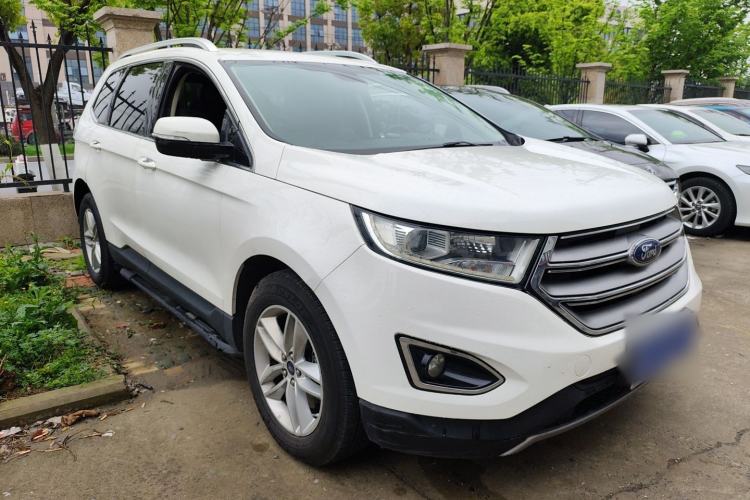 Used Ford Edge 2017 EcoBoost 245 Two-Drive Platinum Edition 5 Seats Front Right 45 Deg