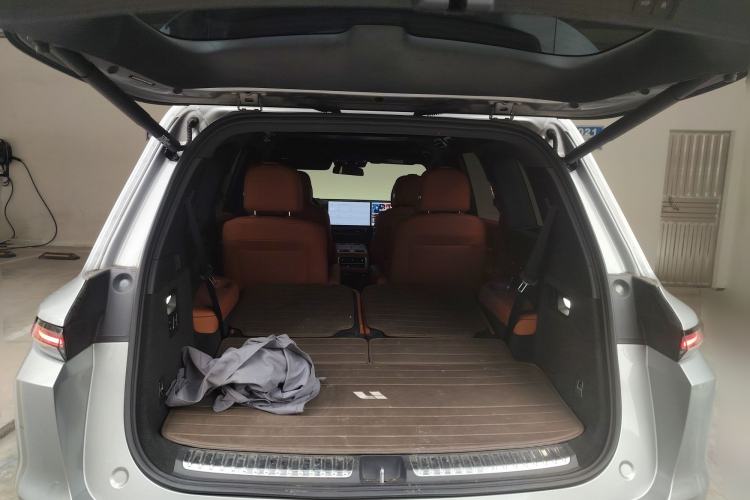 Used Li Auto L9 2022 Max model