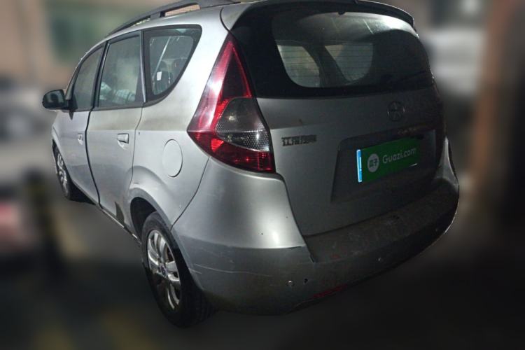 Used JAC Group Refine M2 2012 1.8L MT Business-Comfort Edition 5-seater
