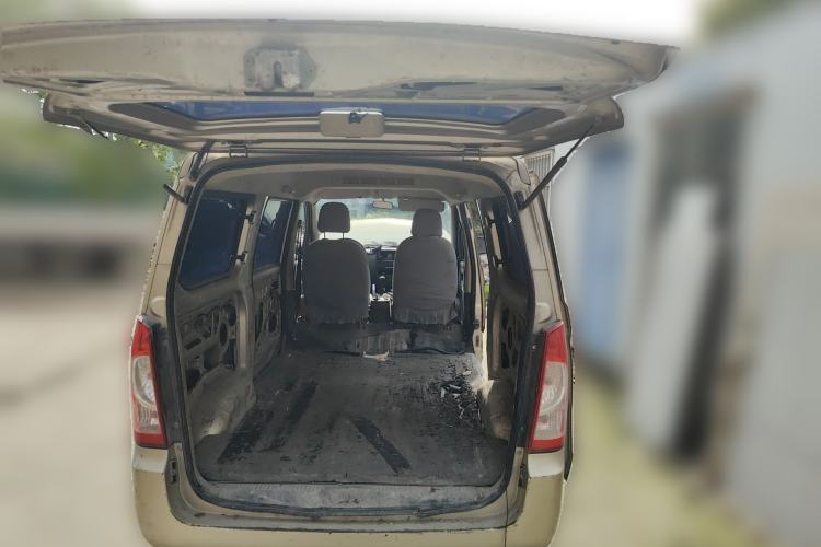 Used Wuling Rongguang 2015 1.2L S Base Model CNG Trunk