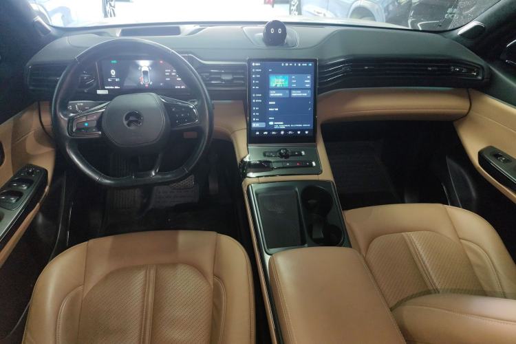 Used Nio ES6 2019 430 km Performance Version Center Console
