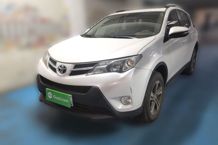 Used Toyota RAV4 2015 2.0L CVT Two-Wheel Drive Fashion Edition