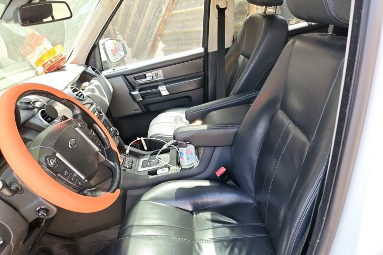 Used Land Rover Discovery 2014 3.0 SDV6 HSE Diesel Edition Left Front Seat