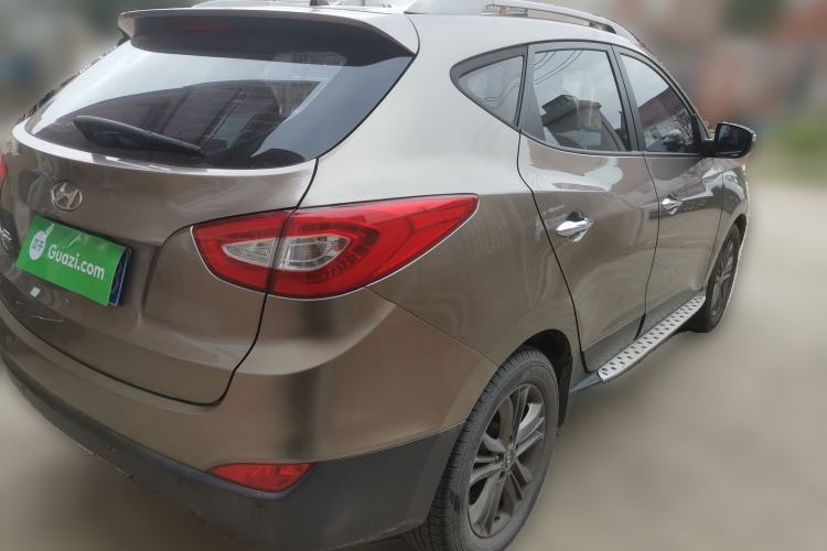 Used Hyundai ix35 2013 2.0L Automatic Two-Wheel Drive Smart GLS China IV Standard Exterior 5