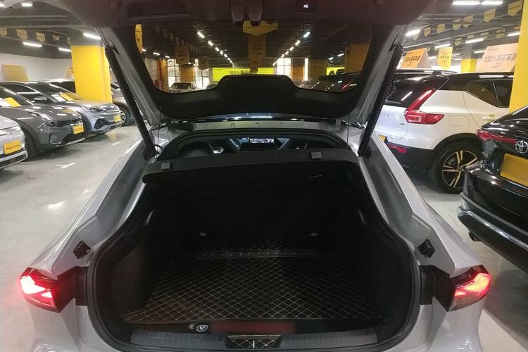 Used Changan UNI-V 2023 1.5T Sport Edition
