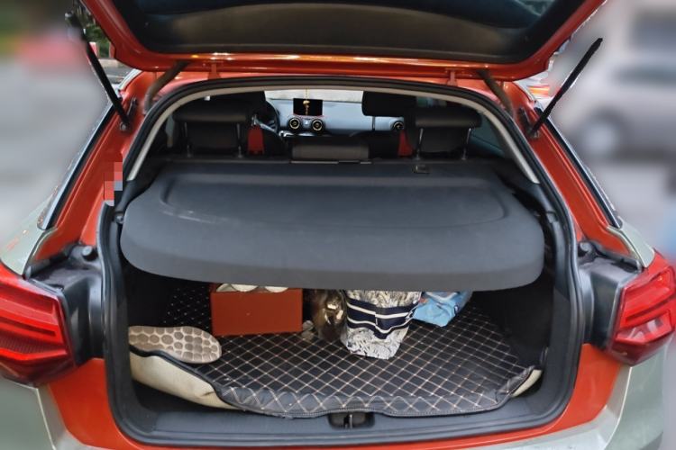 Used Audi Q2L 2021 35 TFSI Fashionable and Elegant Model Trunk