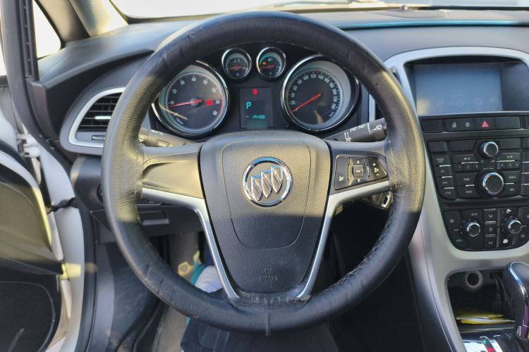 Used Buick GT 2014 XT 1.6L Automatic Fashion Edition