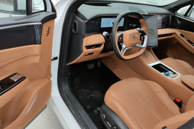 Used Geely Galaxy L7 2025 EM-i 115km Exploration+ Edition Driver Seat