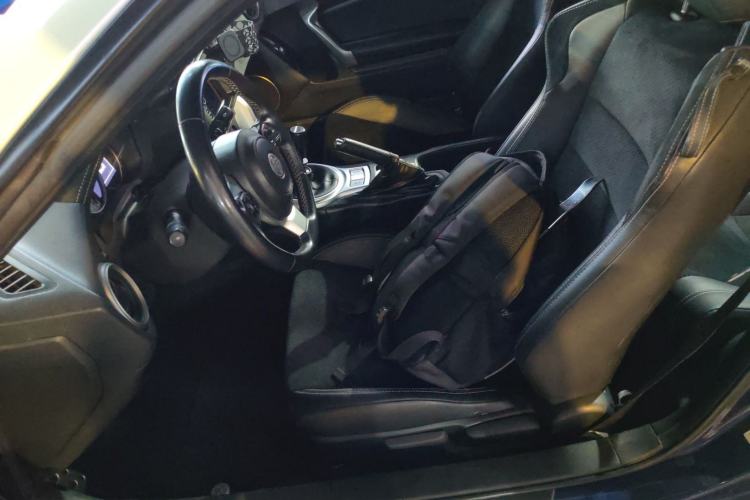 Used Toyota 86 2017 2.0L Manual Luxury Version