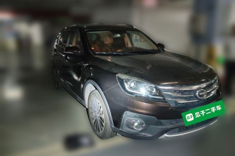 Used GAC Trumpchi GS5 Super 2015 2.0L Automatic Two-Wheel Drive Luxury Navigation Edition Front Right 45 Deg