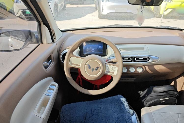 Used Wuling Hongguang MINIEV 2025 Four-Door Version Advanced Edition
