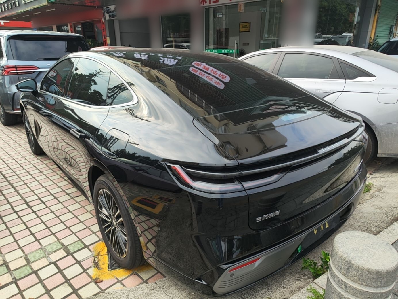 Geely Galaxy 8 2026 Model 225km EM-i Long-Range Ocean Edition — снимка 4