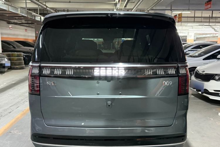 Used Zeekr 009 2024 Six-Seat Executive Version 4WD 108 kWh