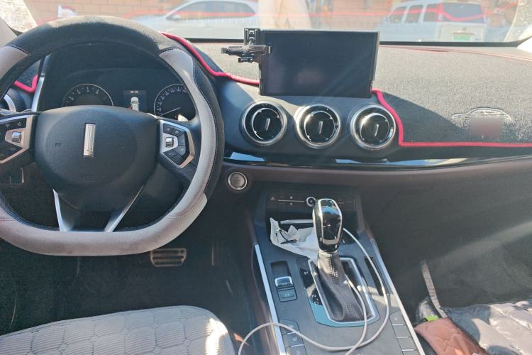 Used Wey VV5 2017 2.0T Ultra-Luxury Version
