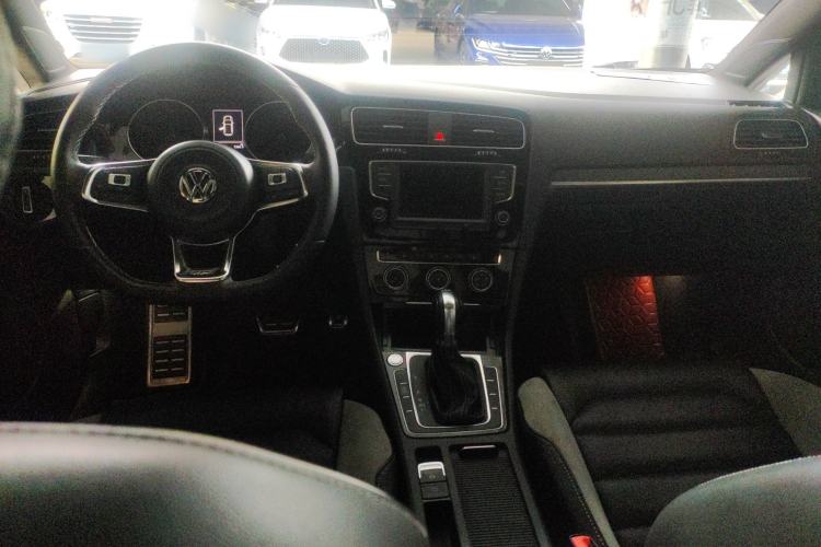 Used Volkswagen Golf 2016 1.4TSI Automatic R-Line