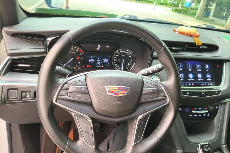 Used Cadillac XT5 2020 28T Four-Wheel Drive Tech Version