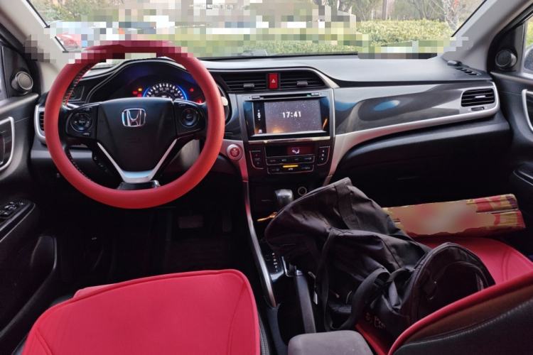 Used Honda Crider 2013 1.8L automatic flagship version
