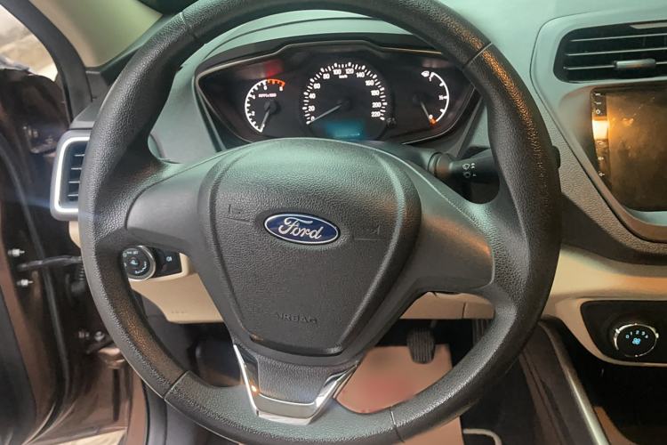 Used Ford Escort 2015 1.5L Manual Comfort Model