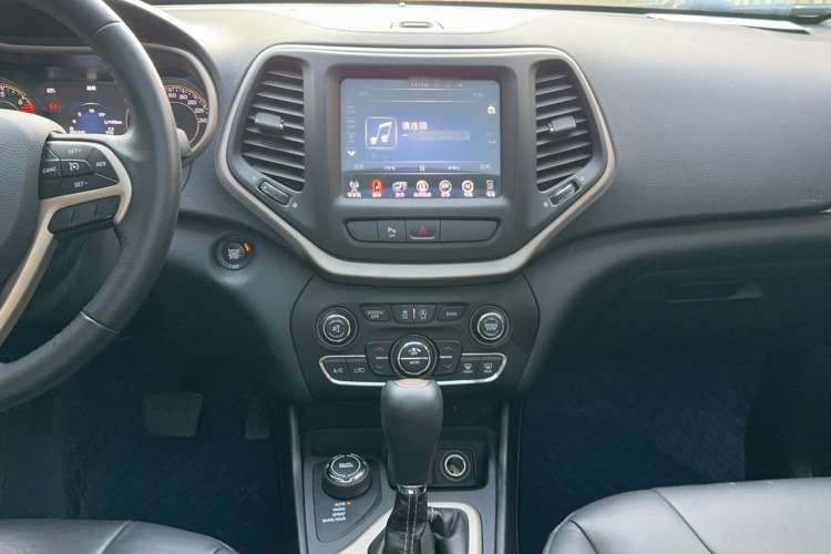 Used Jeep Cherokee 2017 2.4L Excellence Edition