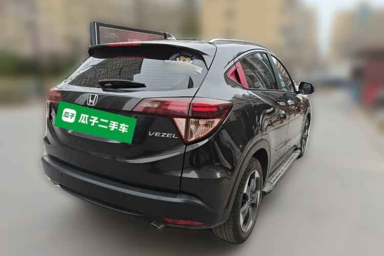 Used Honda Vezel 2015 1.8L CVT 2WD Luxury Model
