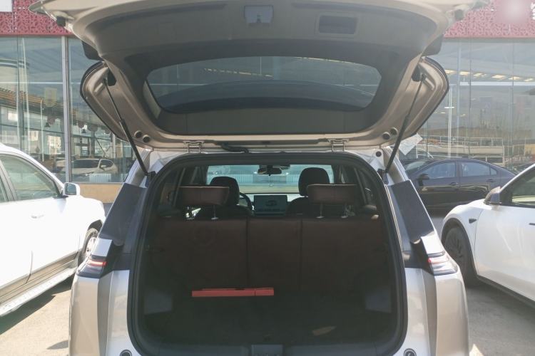 Used AION Y 2022 Plus 80 Enjoy Edition Trunk