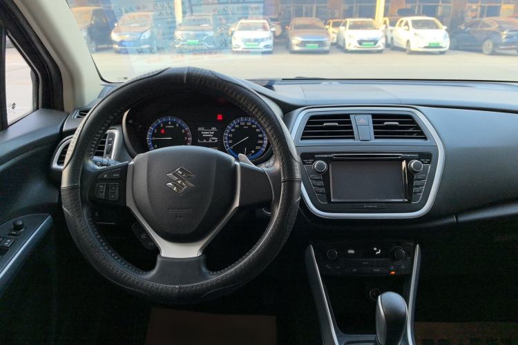 Used Suzuki S-Cross 2014 1.6L CVT Two-Wheel Drive Elite Version