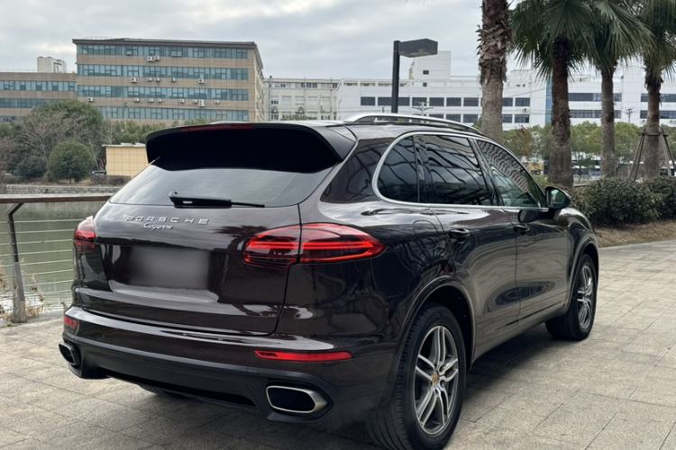 Used Porsche Cayenne 2016 Cayenne Platinum Edition 3.0T