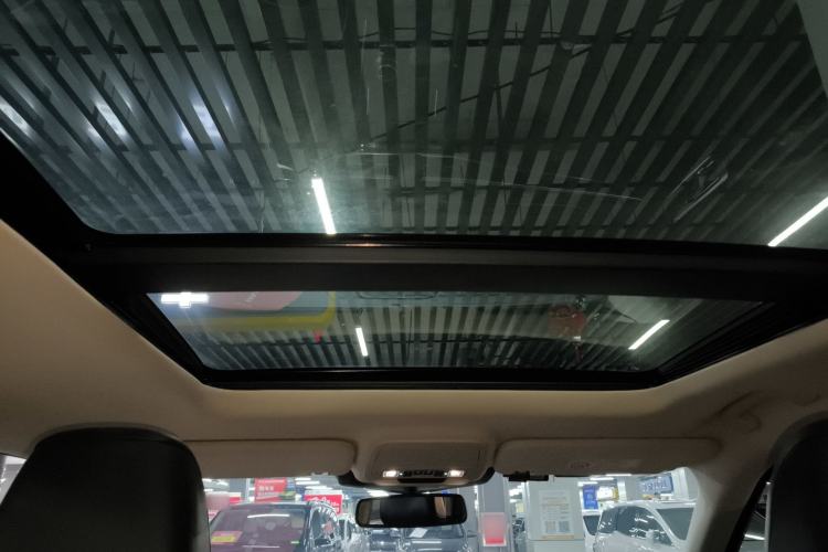 Used Ford Explorer 2023 EcoBoost 285 Four-Wheel Drive Titanium Edition 7-Seater
