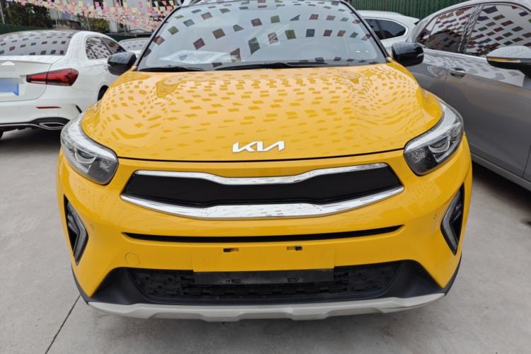 Used Kia kx1 Stonic 2021 1.4L CVT Sunroof Model
