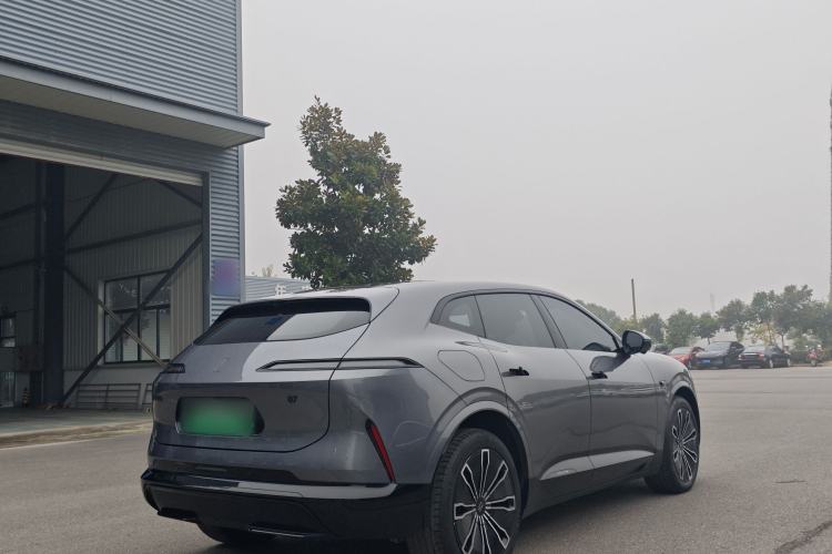 Used Avatr 07 2024 Max Extended-Range Edition Exterior 8