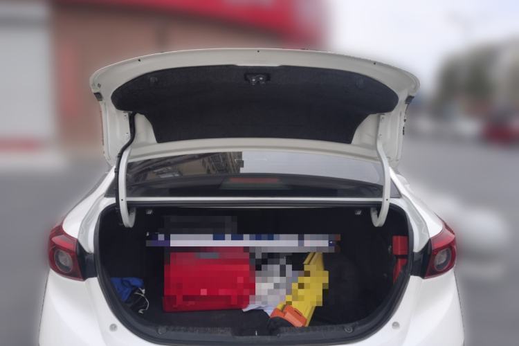 Used Mazda 3 Axela 2017 Sedan 2.0L Automatic Prestige Model China V Standard Trunk