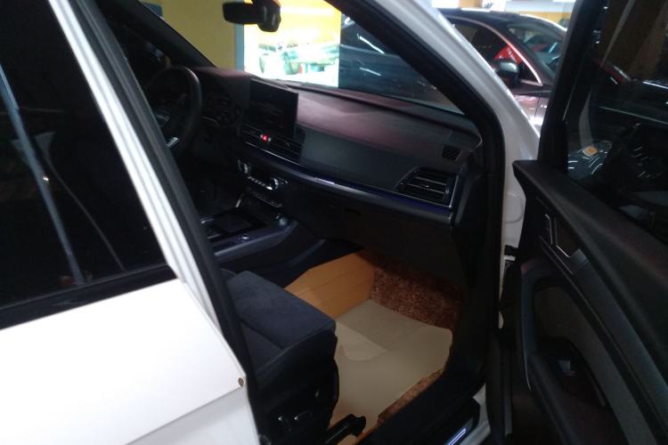 Used Audi Q5L Sportback 2023 40 TFSI Luxury Model