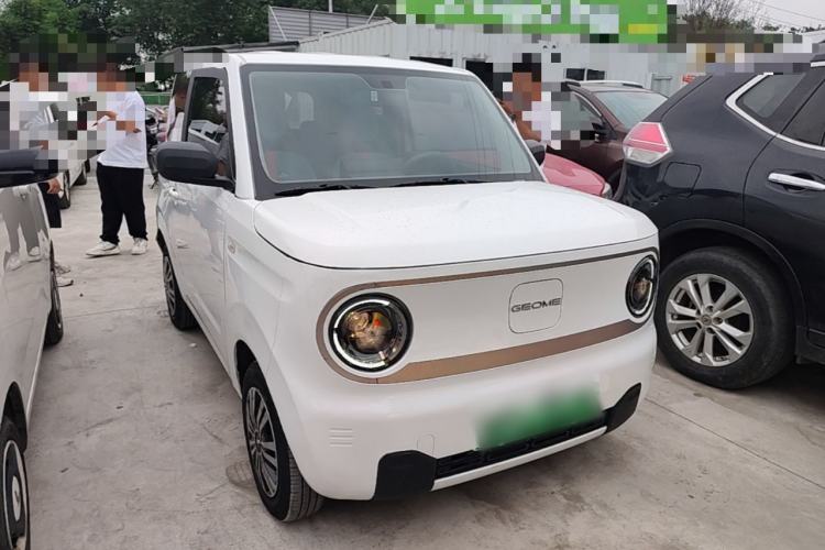 Used Geely Galaxy Panda 2023 Panda Mini 200km Endurance Bear
