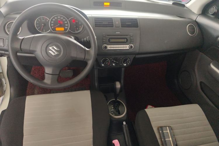 Used Suzuki Swift 2014 1.5L Automatic Fashion Edition Center Console