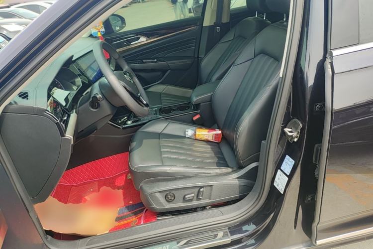 Used Volkswagen Passat 2019 280TSI Business Edition China VI Left Front Seat