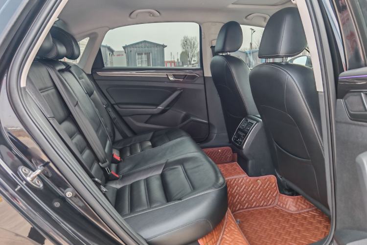 Used Volkswagen Passat 2017 380TSI DSG Prestige Edition Interior 6