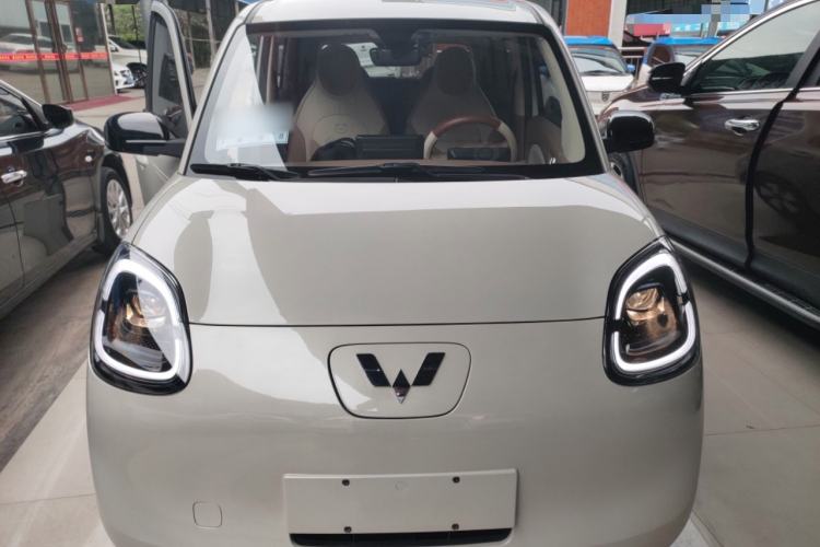 Used Wuling Hongguang MINIEV 2025 Four-Door Version Advanced Edition Front