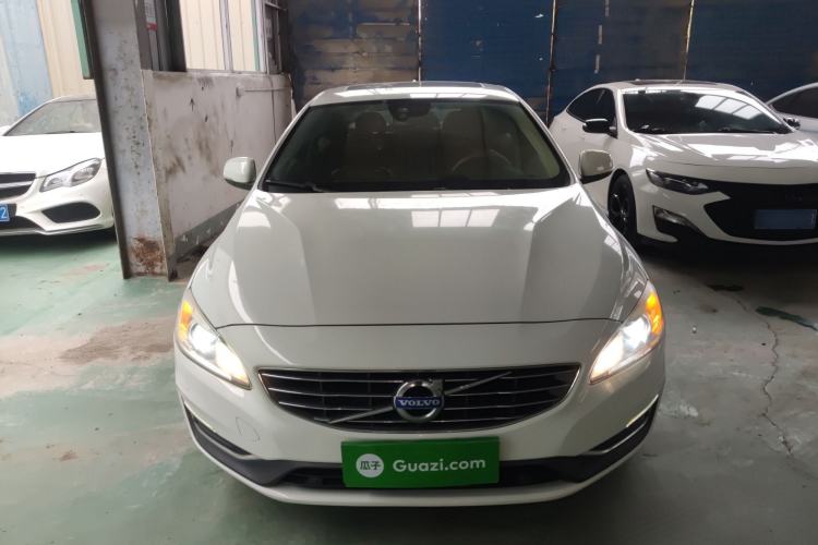 Used Volvo S60 2014 S60L 2.0T Zhiyuan Edition
