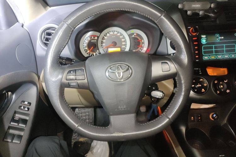Used Toyota RAV4 2011 2.0L Automatic Luxury Edition