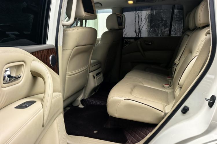 Used Nissan Patrol 2016 5.6L Standard Edition
