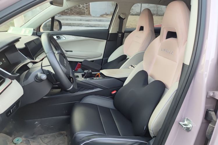 Used Lynk & Co 06 2021 1.5T Shero Pink Special Edition